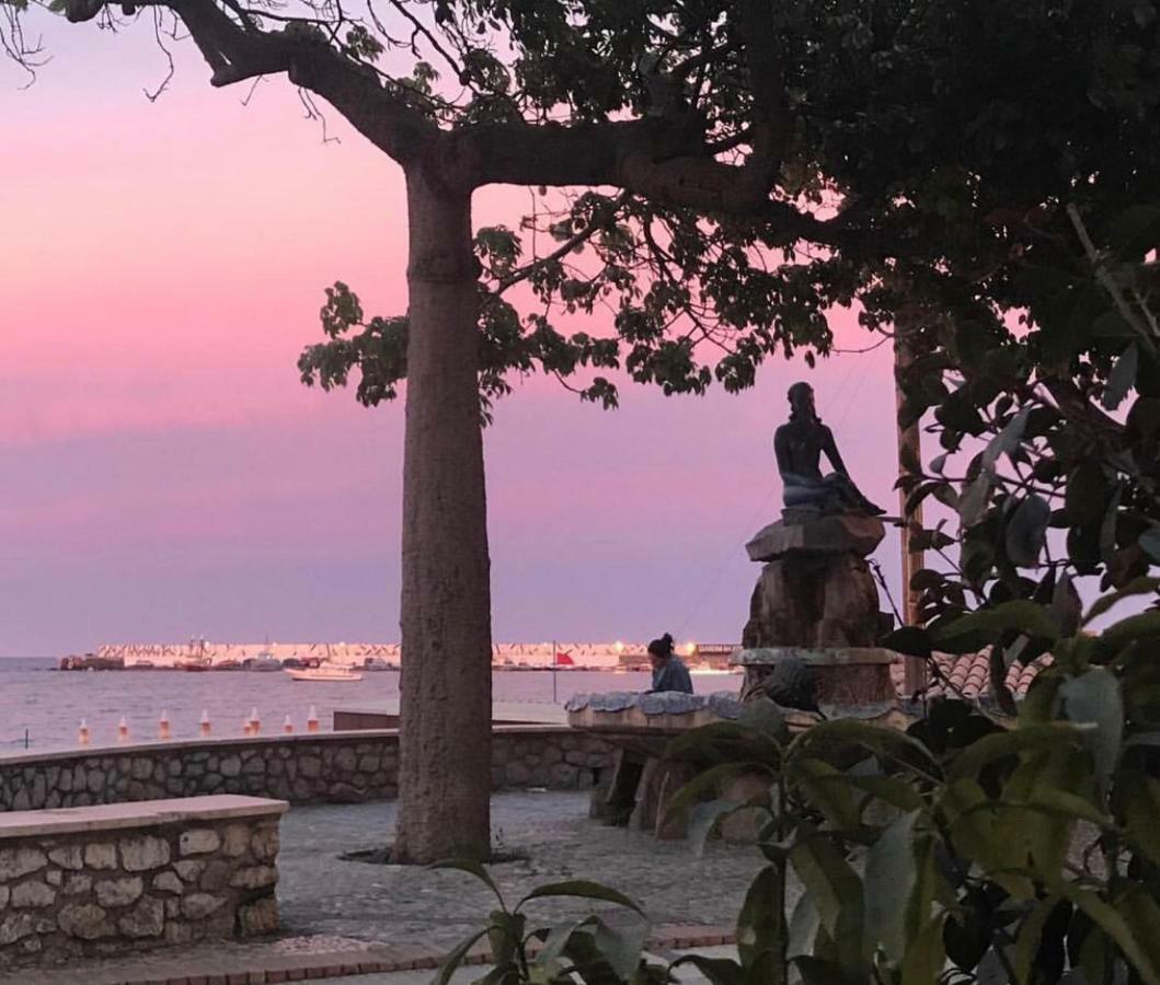 Monovano Di Schiso Giardini Naxos Eksteriør billede